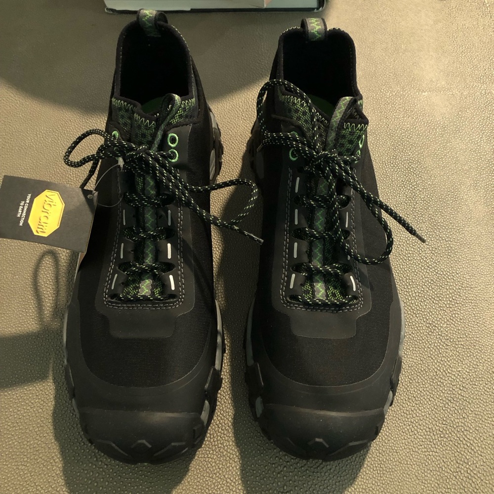Men’s Eddie Bauer BLACK TERRANGE Hiking Shoes